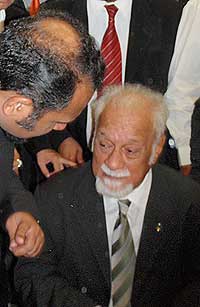 karpal singh charged under seditious act 170309 05