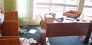 charles santiago klang mp office vandalized and thief 220309 02