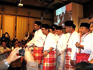 khairy jamaluddin umno youth chief victory 250309 02