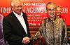 najib and pak lah shaking hands umno 2009