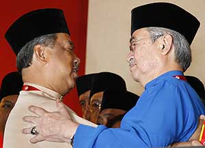 najib mahathir pak lah umno 2009 agm final day 280309 11