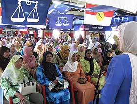 bukit gantang by election shahrizat ismail matang road campaign 310309 02