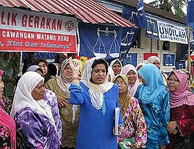 bukit gantang by election shahrizat ismail matang road campaign 310309 01