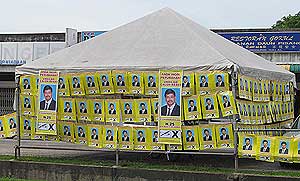 bukit selambau by election poster and banners 310309 04