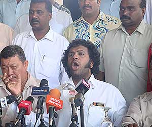 kalaivanar blasting pkr manikumar pc 030409 01
