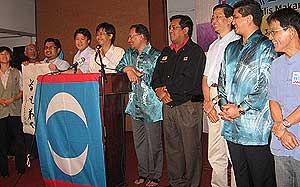 bukit selambau by election anwar dinner function 040409 06