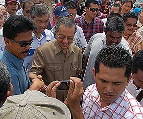 bukit gantang by election mahathir ceramah and luncheon 060409 02