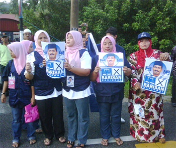 bn women workers in bukit gantang 070409