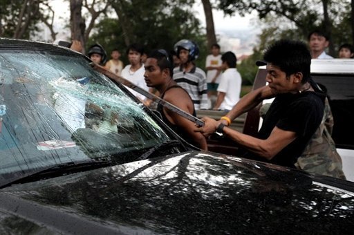Thai protesters storm Asean summit in Pattaya, Thailand