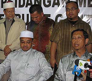 gantang by election 070409 pas nizar win result announce 01