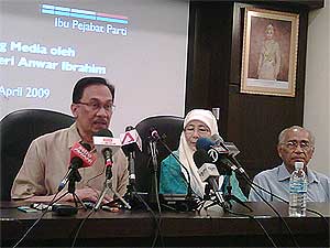 anwar ibrahim pc 080409