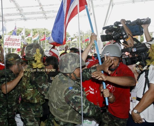Thai protesters in Pattaya against Asean summit