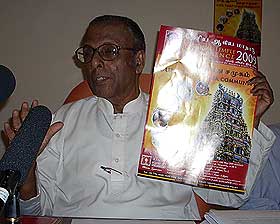 malaysia hindu sangam pc on national temple conference 21042009 A Vaithilingam MHS president