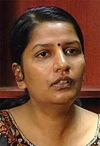 indra gandhi 170409 04