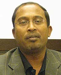 zambry abdul kadir interview 200409 05