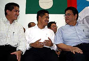 anwar ibrahim dr mansor othman pkr candidate for penanti state seat by election 280409 04