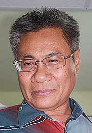 anwar ibrahim dr mansor othman pkr candidate for penanti state seat by election 280409 03