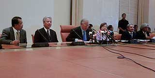 najib finance ministry pc 270409 01