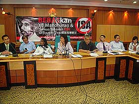 pc by selangor exco on m manoharan 050509 02