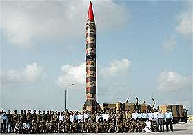 pakistan nuclear arsenal 040509 03
