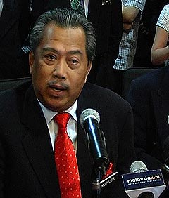 muhyiddin yassin pc 040509 01