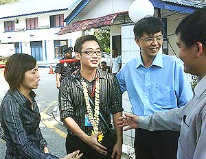 law teck hao released from police custody 080509