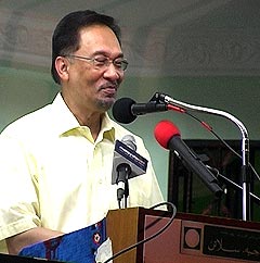 anwar ibrahim ceramah in taman medan 190509