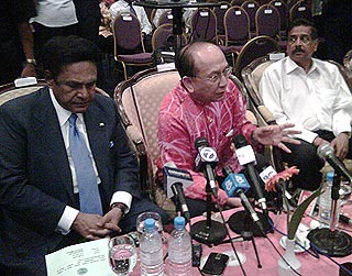 samy vellu rais yatim 140509 02