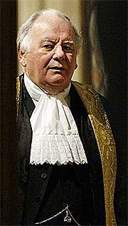 british parliament speaker micheal martin resigns expense controversy 200509 02