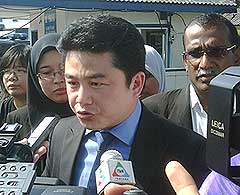 lawyers at brickfields police station 220509 lim chee wee