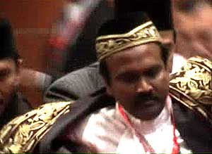 perak state assembly sitting bn dvd 190509 sivakumar drag out