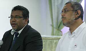 pas khalid samad pc on uitm student molested case 270509 02