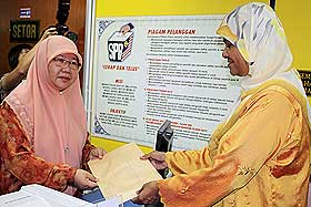 aminah abdullah election commission penanti by election 260509 01