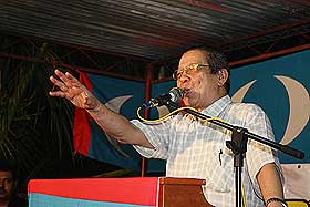 penanti by election pkr mandor campaign dinner flyers on perak crisis 250509 03