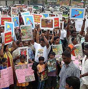 sri lanka conflict protest in batu caves 240509 08