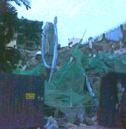 jaya supermarket building collapse 280509 01