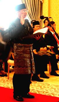 mansor swearing-in 030609 01