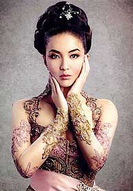 manohara magazine shoot