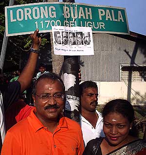 uthayakumar in kampung buah pala penang 150609 01