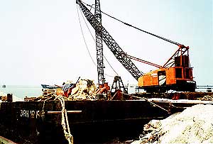 coral reef mining of tawau sabah 130609 13