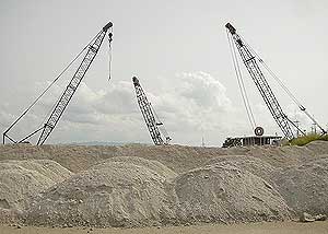 coral reef mining of tawau sabah 130609 06