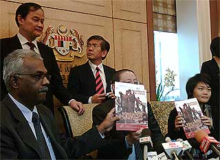 lim kit siang parliament pkfz website pc 180609 03
