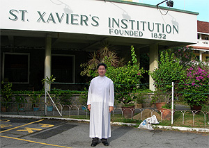 ho kok chee la salle st xavier 200609 posing
