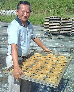 liew chin nam yew kheong joss stick manufacturer ktm land perak 240609 04