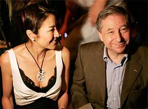 jean todt and michelle yeoh 260609 01