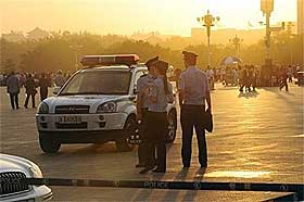 china arrest democratic advocator liu xiaobo 250609 03