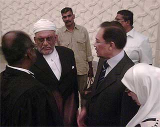 anwar court jalan duta 290609 01