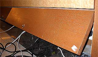 parliament lock on electrical power point 290609 01