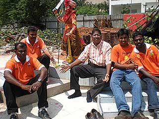 hindraf temple demolition veera muneswarar jln ampang 290609 08