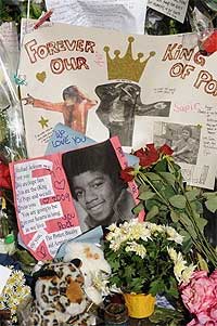 michael jackson funeral 300609 02